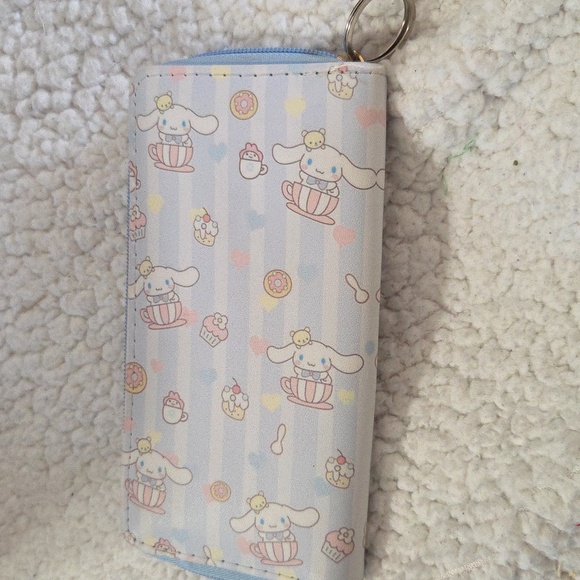 ❣️5|$25❣️Pastel Blue Patterned Women's Wallet - Picture 2 of 3